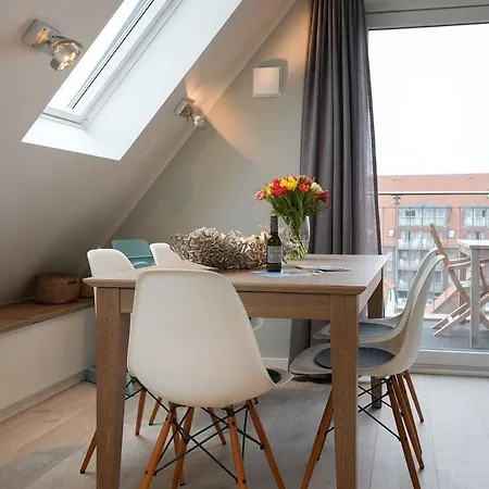 Achterhus - Luv * ג'וסט