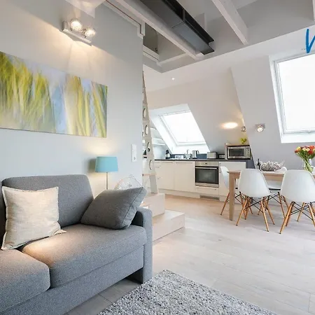 Achterhus - Luv * ג'וסט